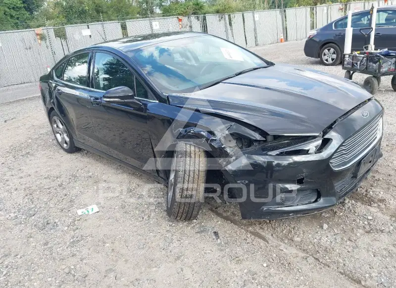 2015 Ford FUSION photo