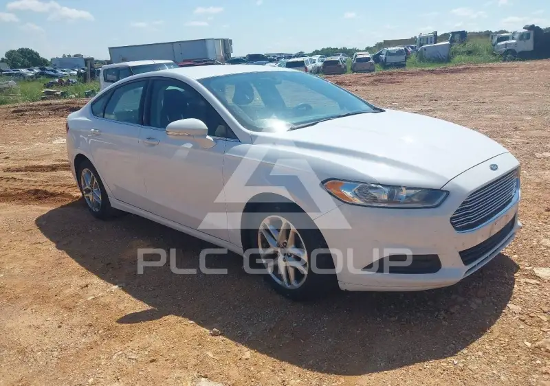 2015 Ford FUSION photo