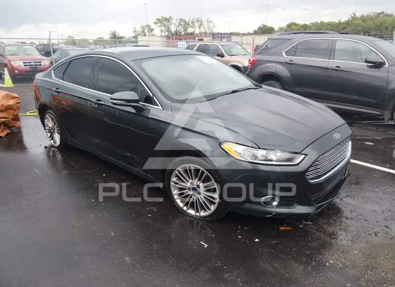 2015 Ford FUSION фото