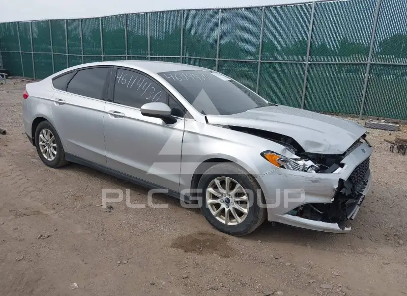 2015 Ford FUSION photo