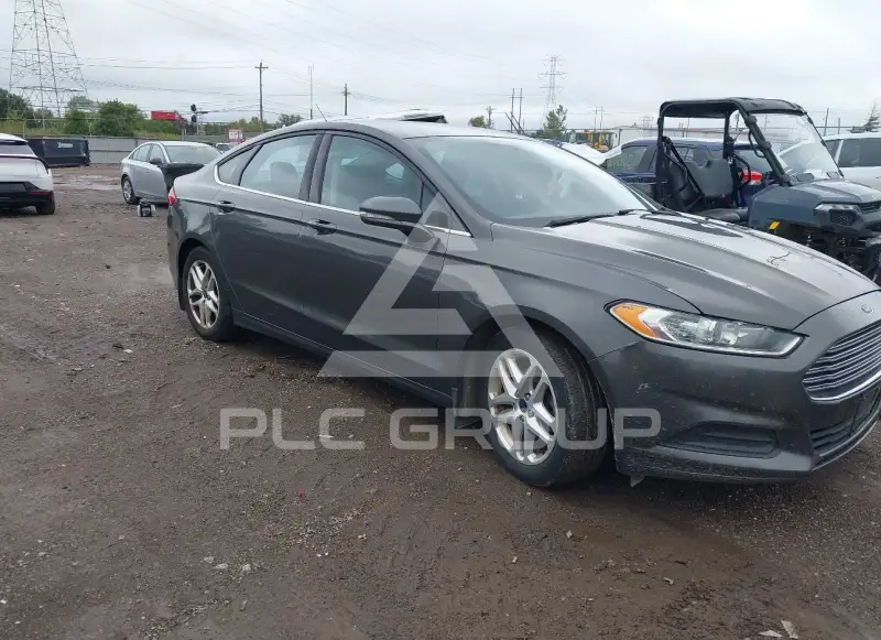 2015 Ford FUSION photo