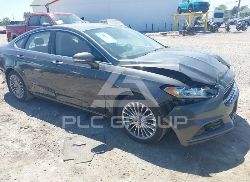 2015 Ford FUSION фото