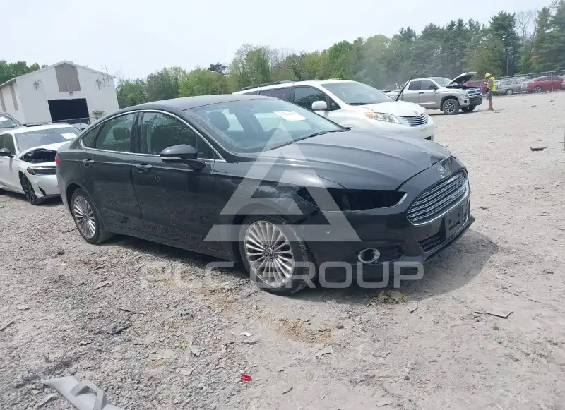 2015 Ford FUSION фото