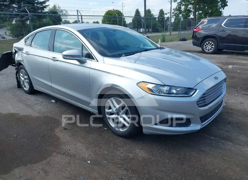 2015 Ford FUSION фото