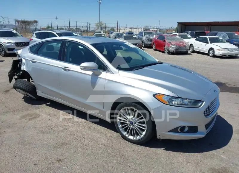 2015 Ford FUSION фото