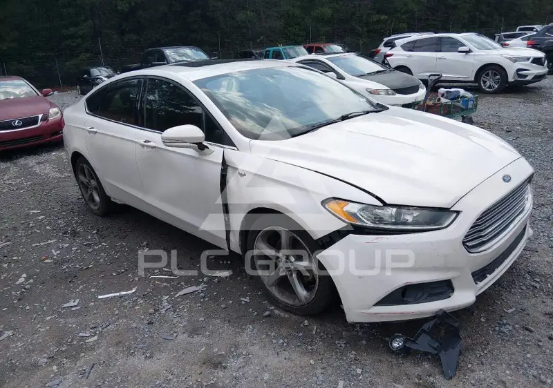 2015 Ford FUSION фото