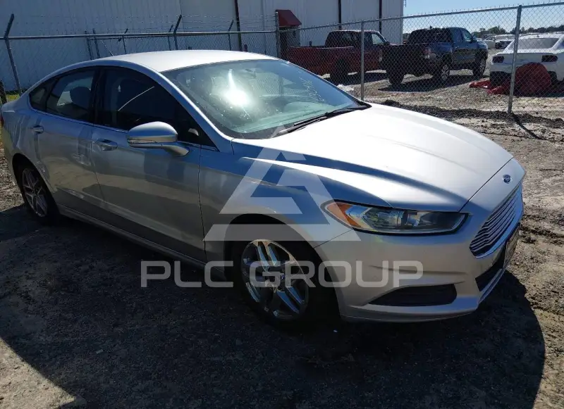 2015 Ford FUSION photo