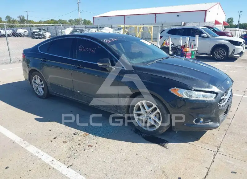 2015 Ford FUSION фото