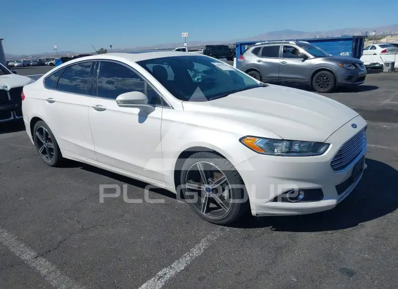 2015 Ford FUSION фото