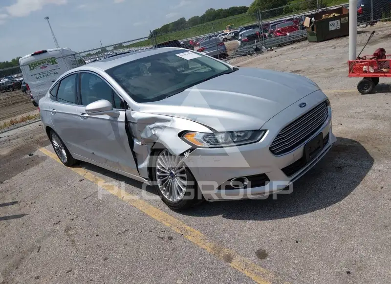 2015 Ford FUSION фото
