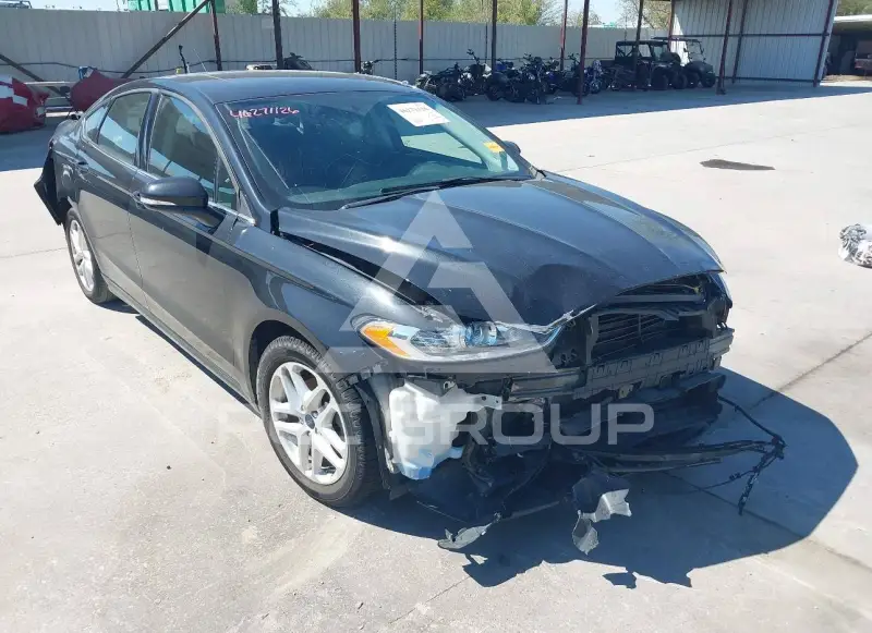 2015 Ford FUSION фото
