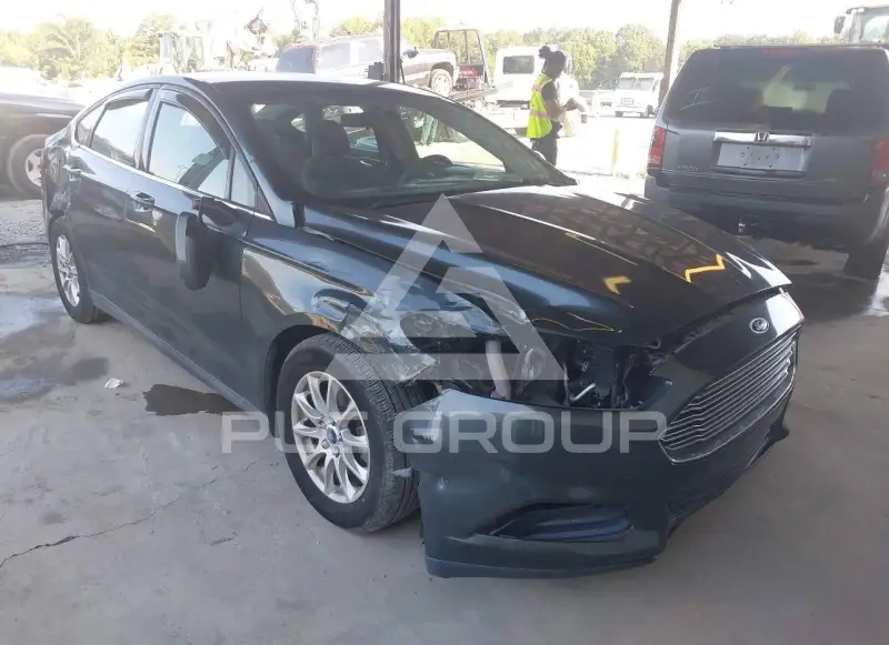 2015 Ford FUSION photo