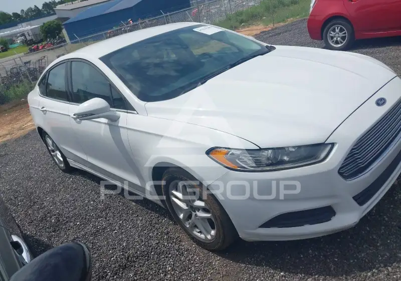 2015 Ford FUSION фото