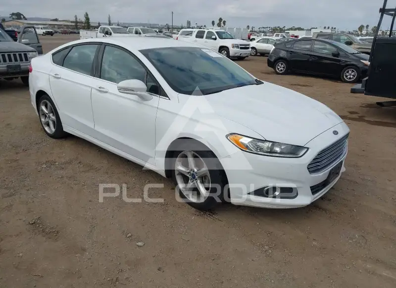 2015 Ford FUSION photo