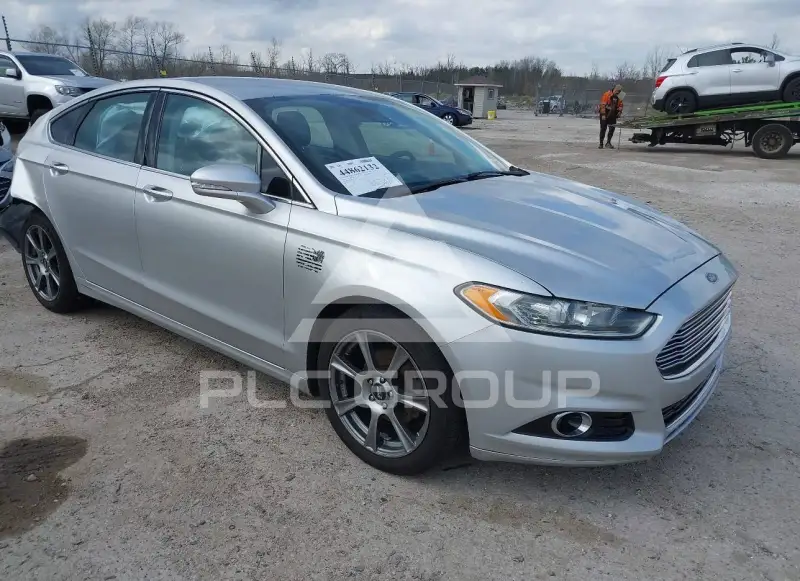 2015 Ford FUSION фото