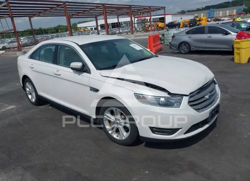 2015 Ford TAURUS фото