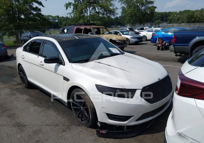 2015 Ford TAURUS фото