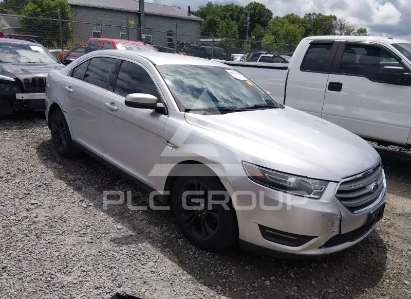 2015 Ford TAURUS photo