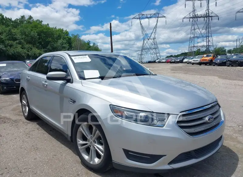 2015 Ford TAURUS фото