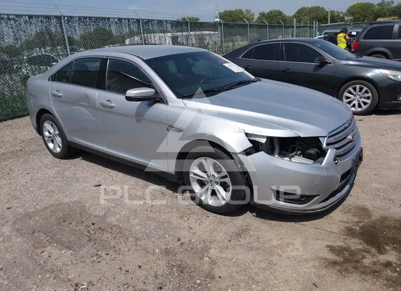 2015 Ford TAURUS фото