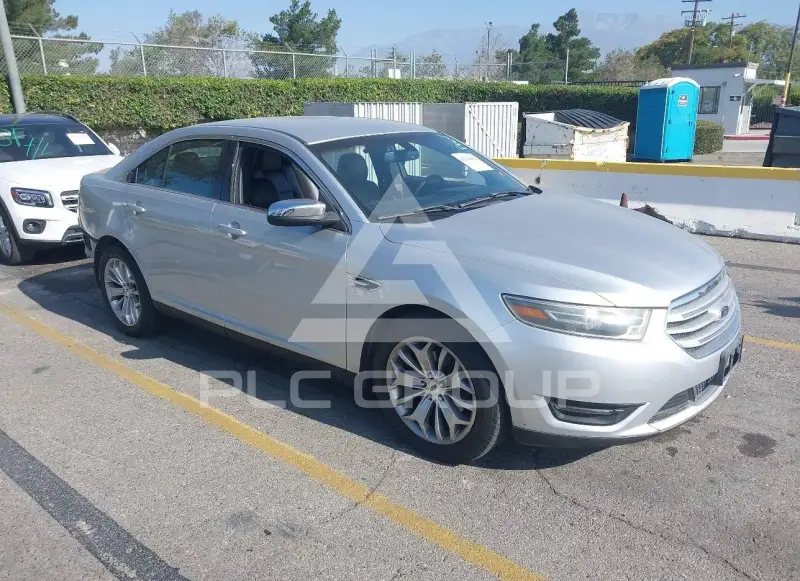 2015 Ford TAURUS фото