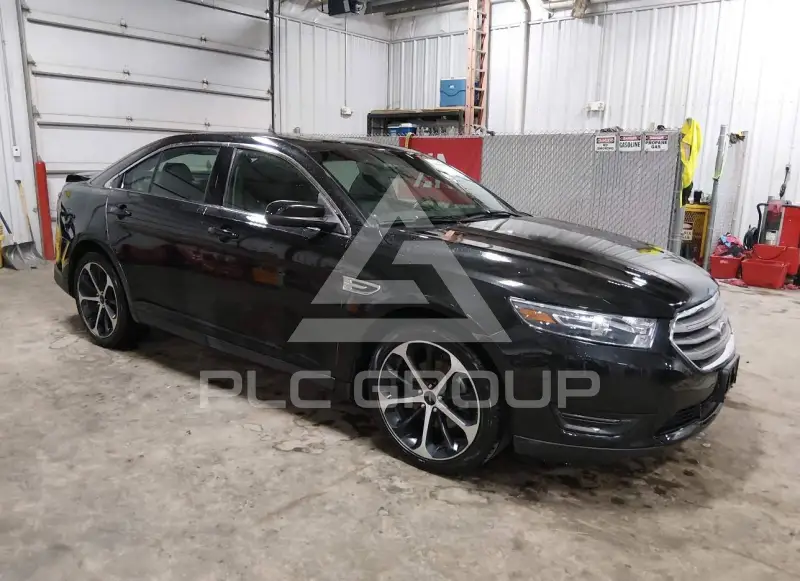 2015 Ford TAURUS фото