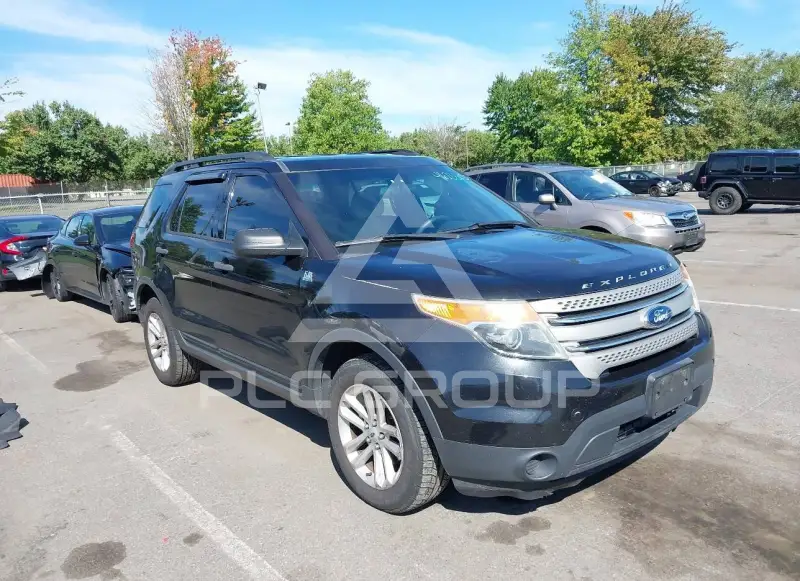 2015 Ford EXPLORER фото