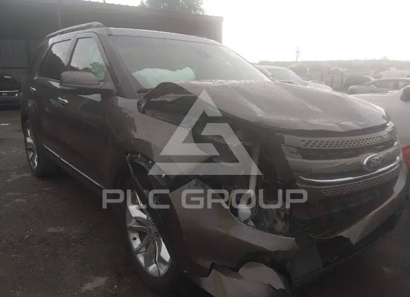 2015 Ford EXPLORER фото