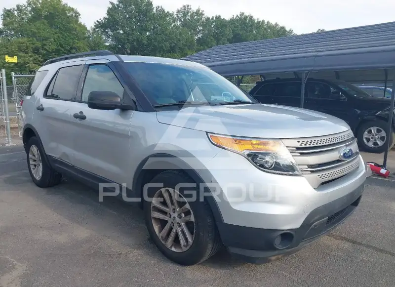 2015 Ford EXPLORER фото
