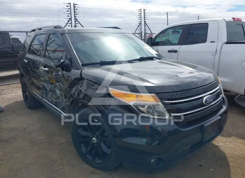 2015 Ford EXPLORER фото