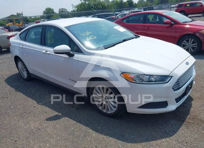 2015 Ford FUSION photo