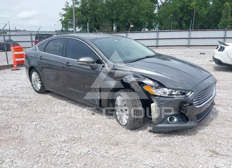 2015 Ford FUSION фото
