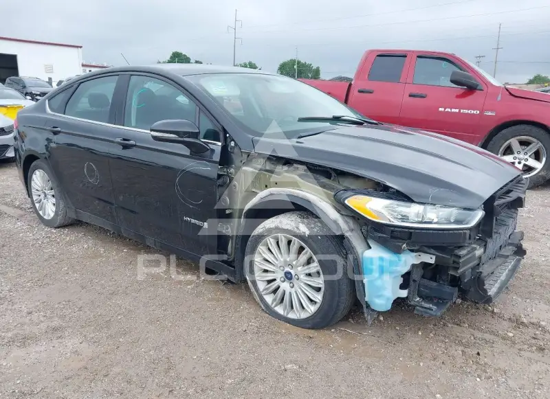2015 Ford FUSION фото