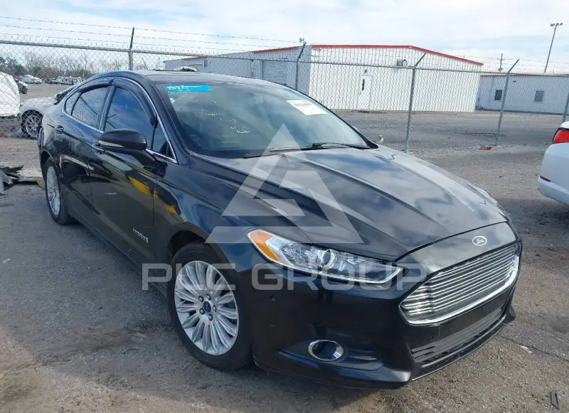 2015 Ford FUSION фото
