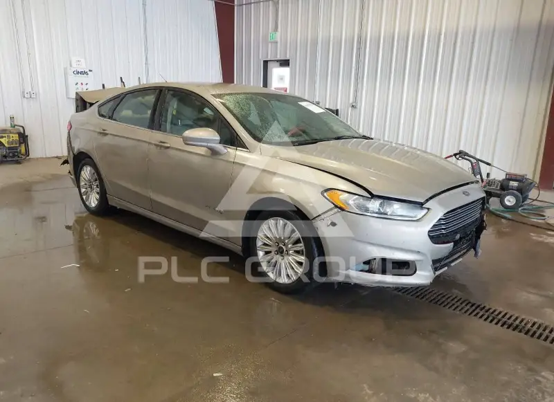 2015 Ford FUSION фото
