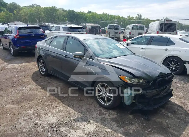 2015 Ford FUSION photo