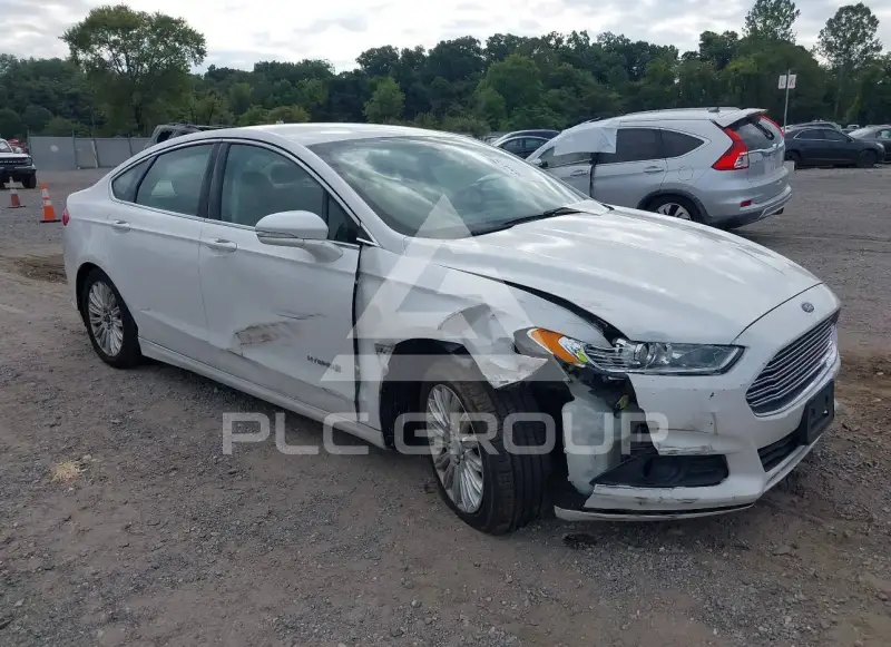 2015 Ford FUSION photo