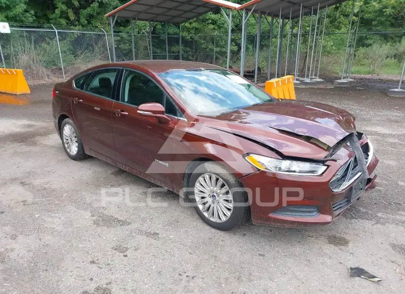 2015 Ford FUSION photo