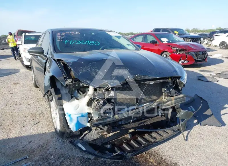 2015 Ford FUSION фото