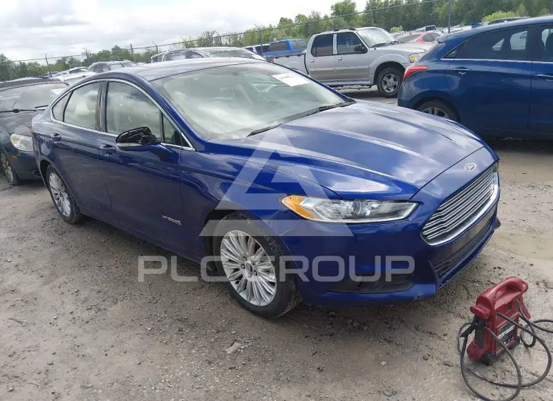 2015 Ford FUSION photo