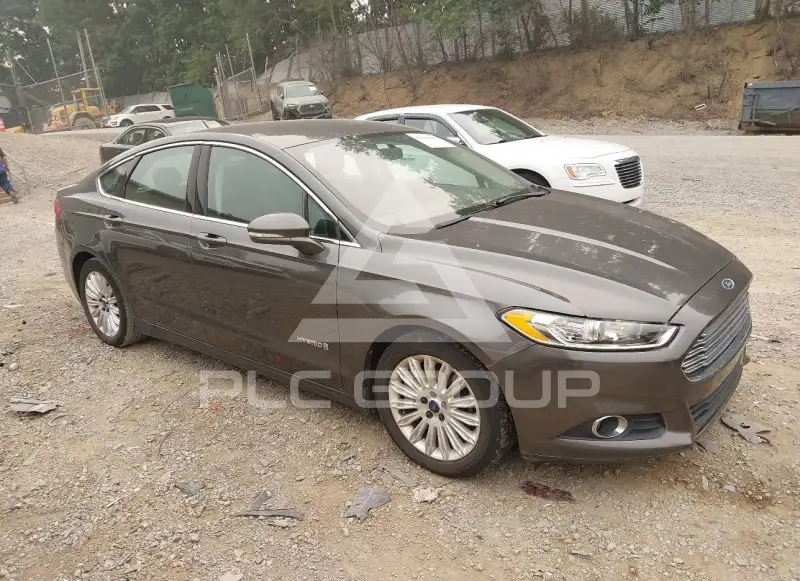 2015 Ford FUSION фото
