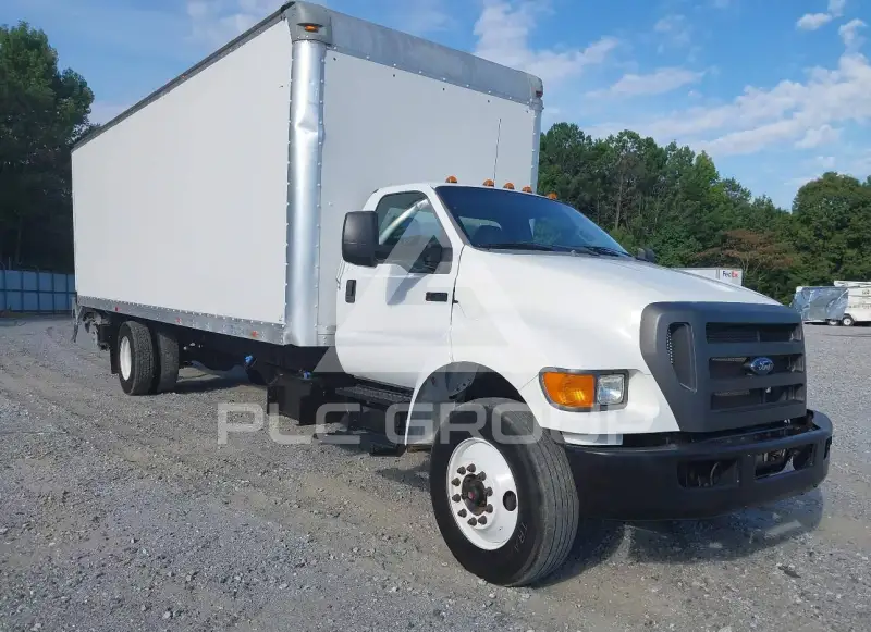 2015 Ford F-750 photo