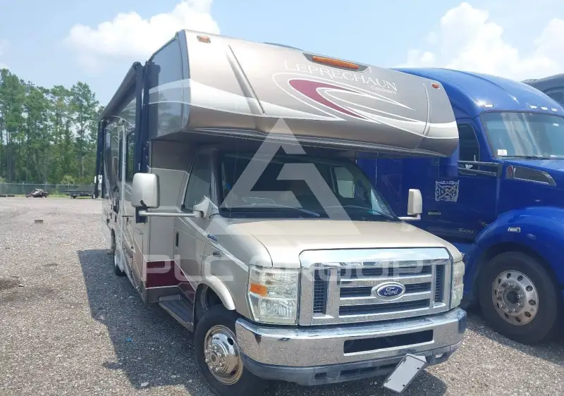 2015 Ford E-450 photo