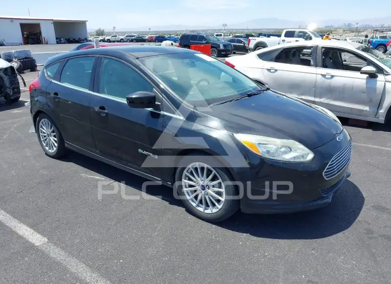 2015 Ford FOCUS фото