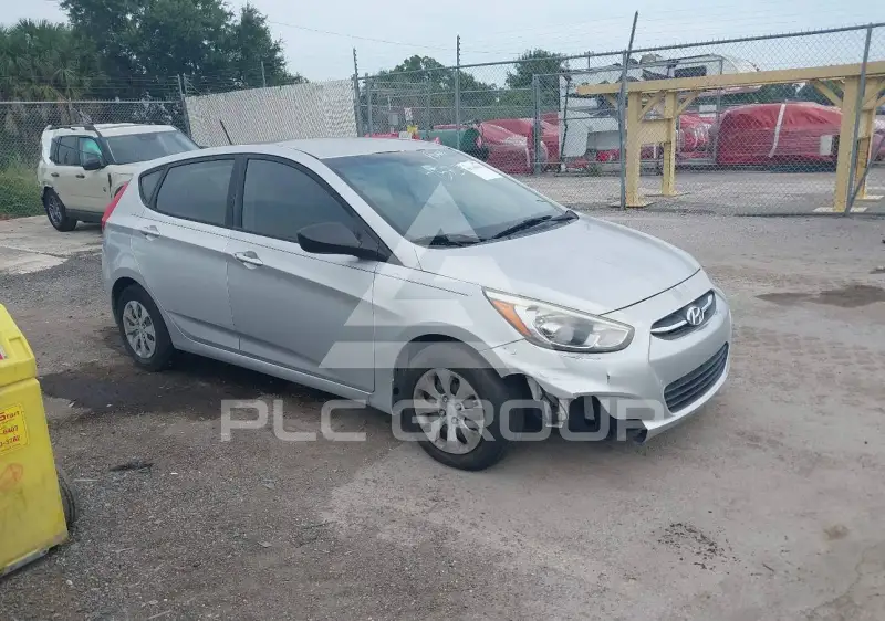 2015 Hyundai Accent photo