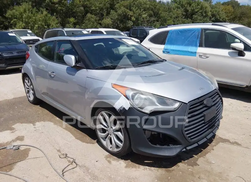 2015 Hyundai Veloster photo