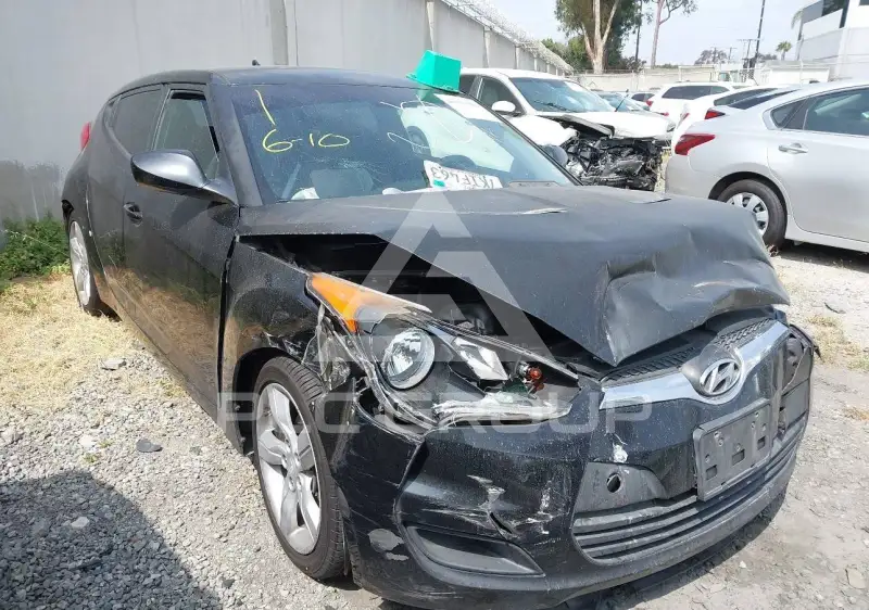 2015 Hyundai Veloster фото