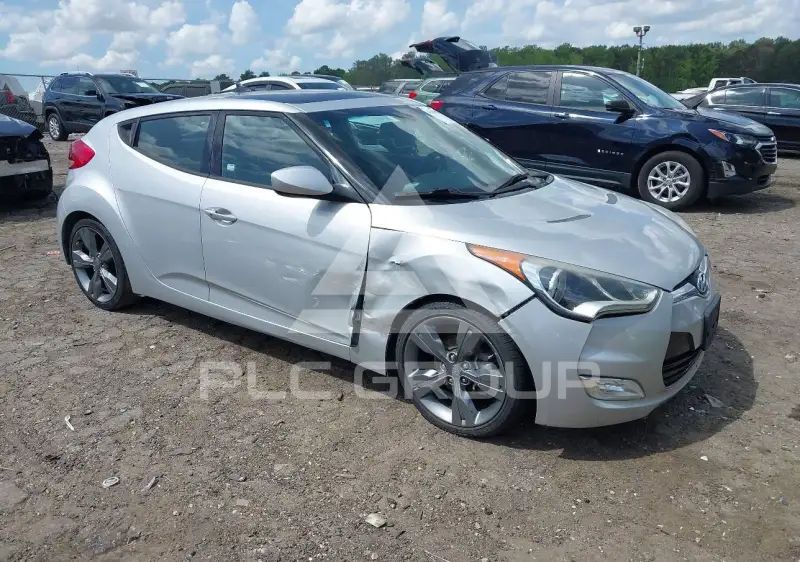 2015 Hyundai Veloster photo