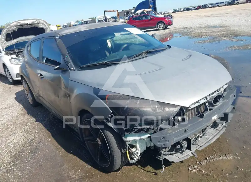 2015 Hyundai Veloster photo