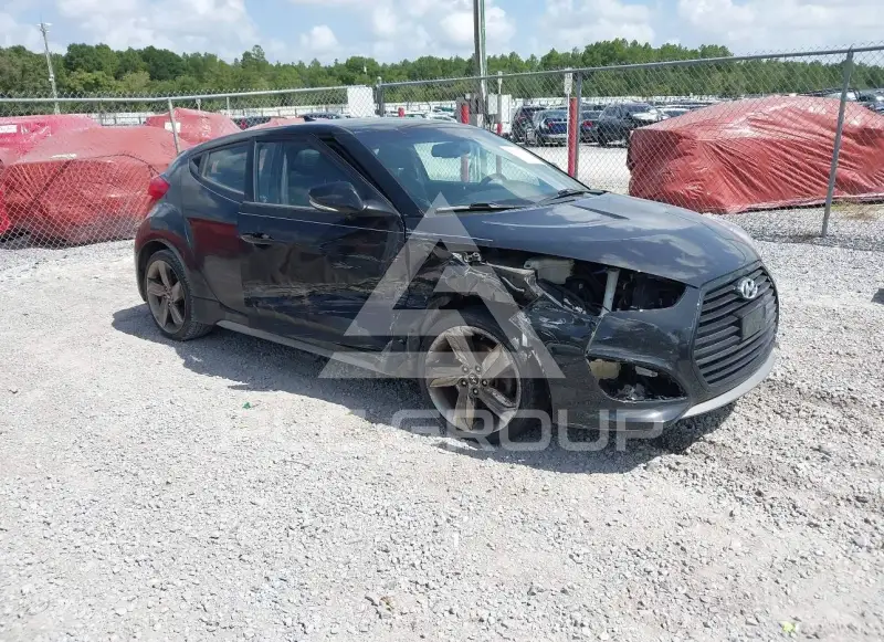 2015 Hyundai Veloster photo